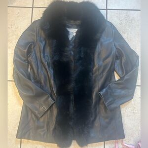 Women’s Marvin Richard’s leather coat with Fox fur trim size medium